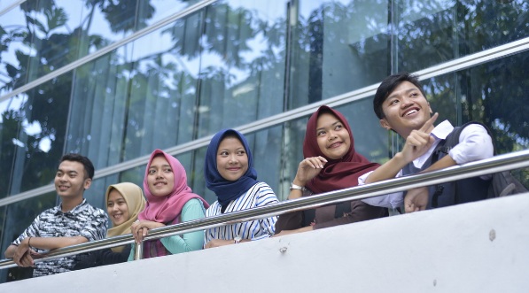 Tips Memilih Universitas yang Tepat untuk Karyawan di Bandung